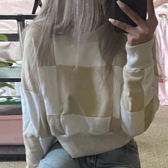 Abercrombie and fitch youth large sweater - Picture 2 of 4